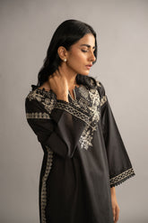DC-0426 Black Embroidered Kurta